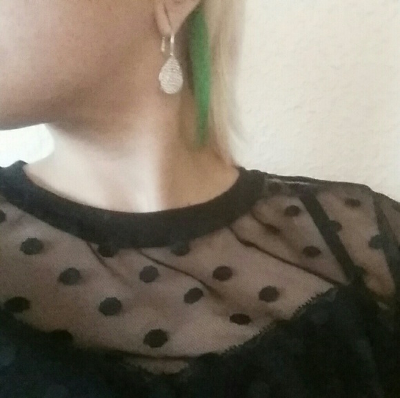 Necklace and earrings - Picture 4 of 4